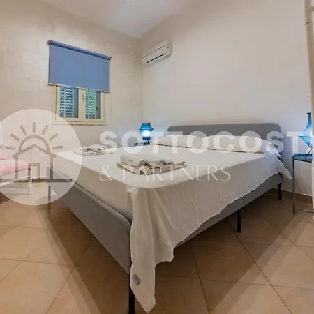 Blue Horizon - With Pool Apartman